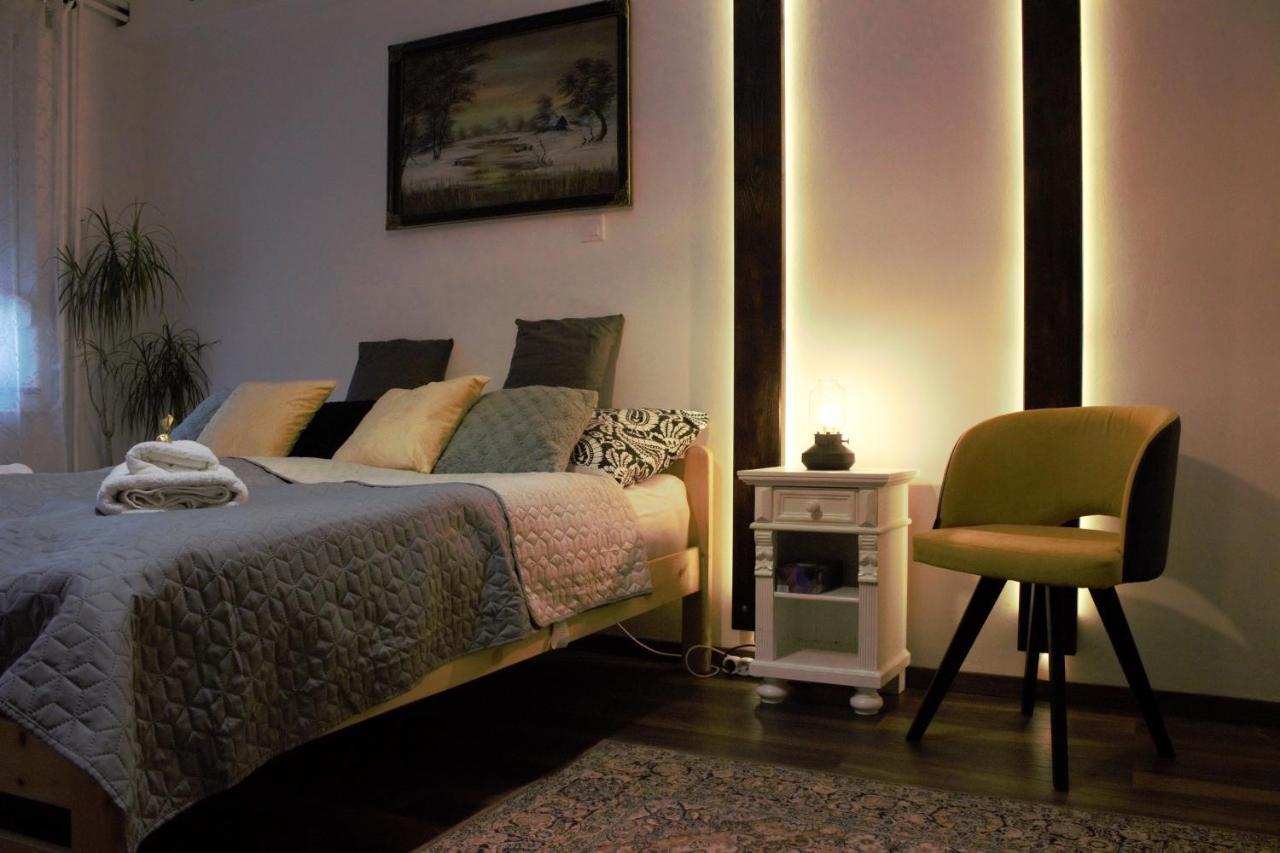 Kishaz Apartman Эгер Экстерьер фото
