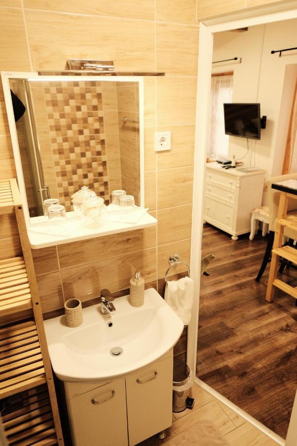 Kishaz Apartman Эгер Экстерьер фото
