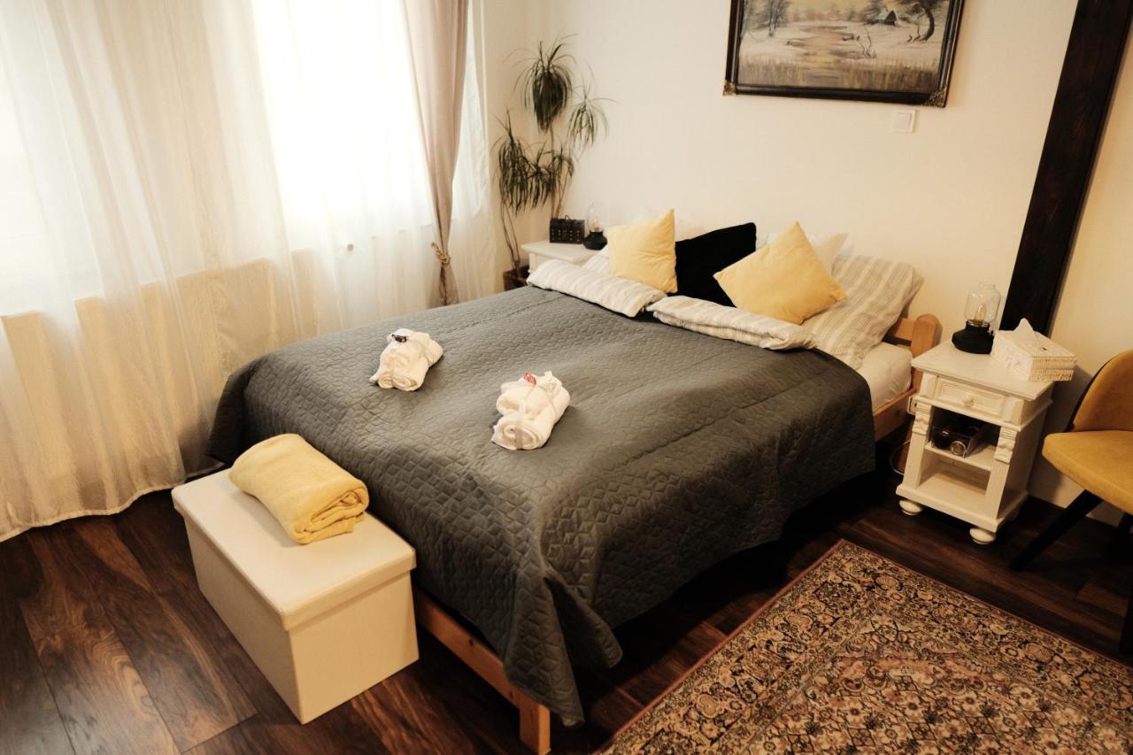 Kishaz Apartman Эгер Экстерьер фото