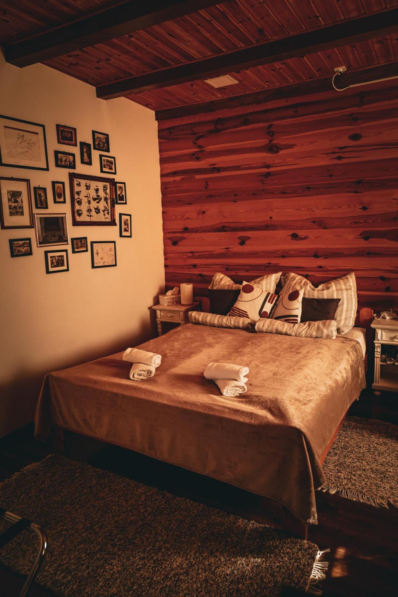 Kishaz Apartman Эгер Экстерьер фото
