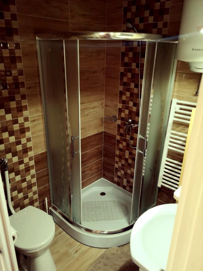 Kishaz Apartman Эгер Экстерьер фото